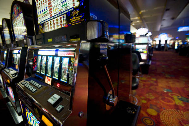 klik slot live betting mobile app showing Piala AFF match tracking